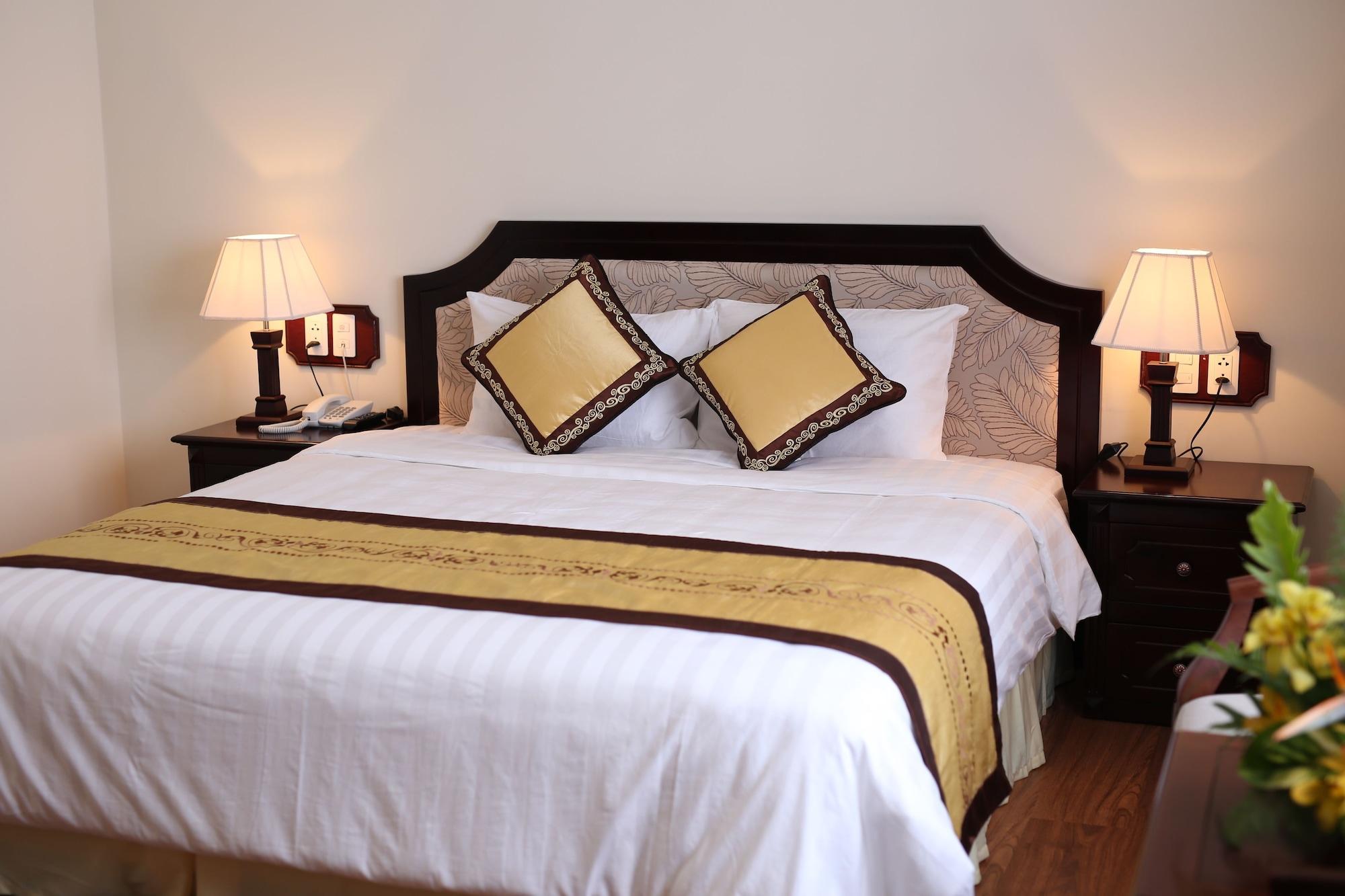 Iris Dalat Hotel Extérieur photo