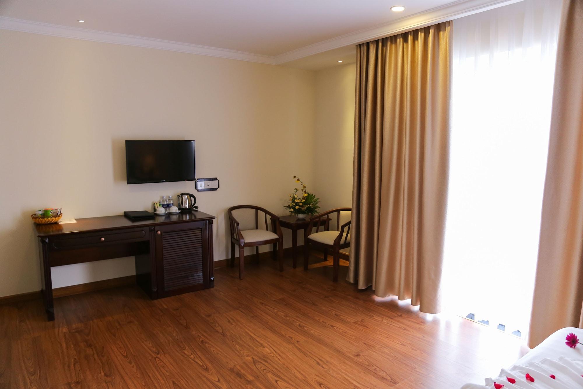 Iris Dalat Hotel Extérieur photo