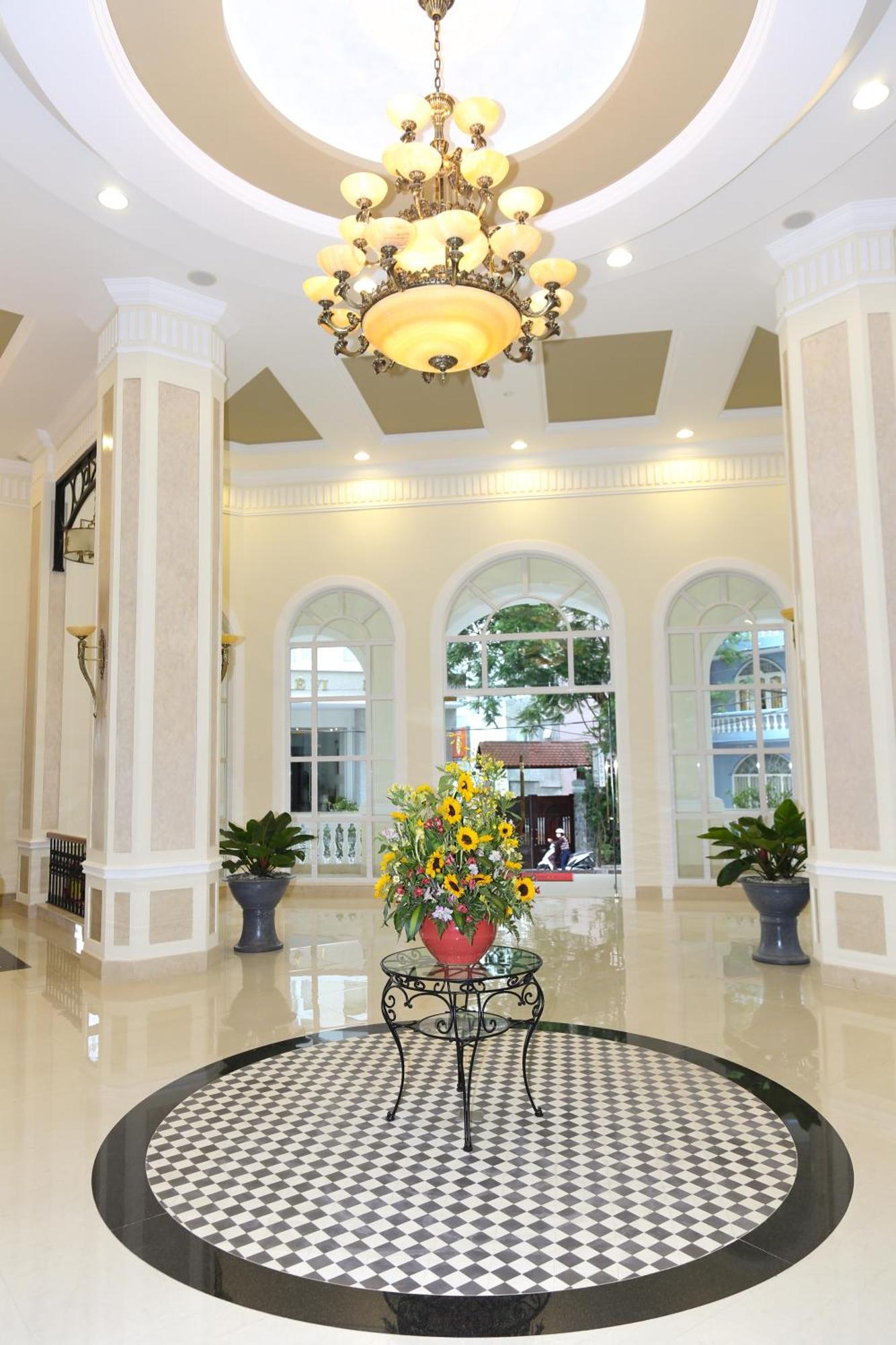 Iris Dalat Hotel Extérieur photo