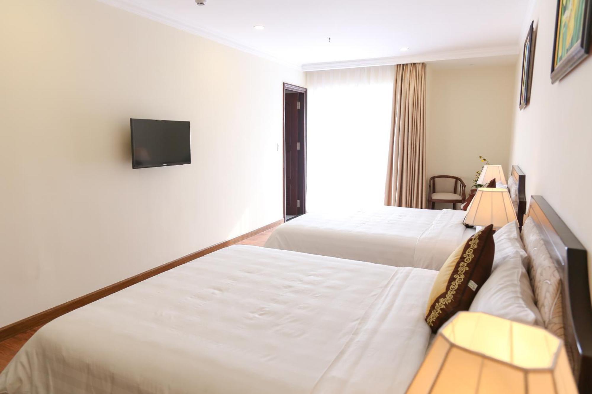 Iris Dalat Hotel Extérieur photo